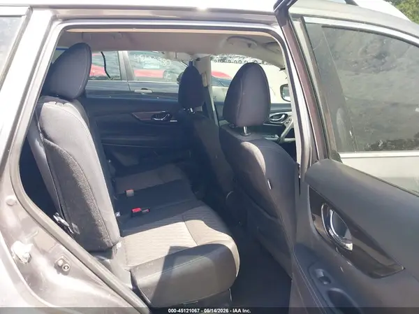 5N1AT2MT1KC764917 2019 NISSAN ROGUE - Image 8