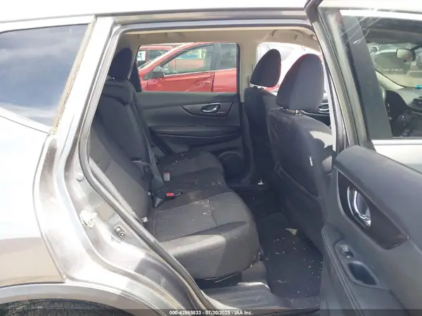 5N1AT2MT1KC786710 2019 NISSAN ROGUE - Image 8