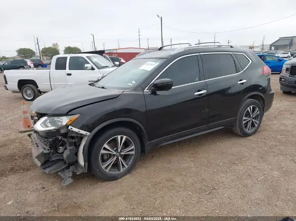 5N1AT2MT1KC787758 2019 NISSAN ROGUE - Image 2