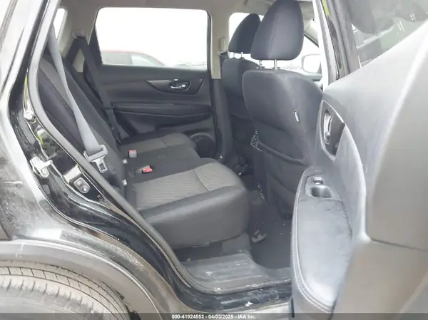 5N1AT2MT1KC787758 2019 NISSAN ROGUE - Image 8