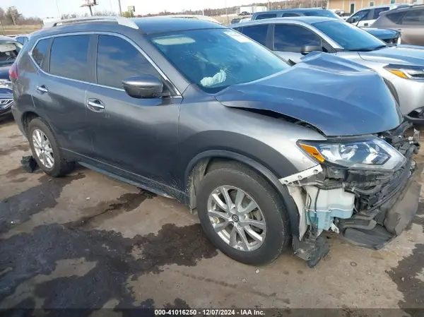 5N1AT2MT1KC809872 2019 NISSAN ROGUE - Image 1