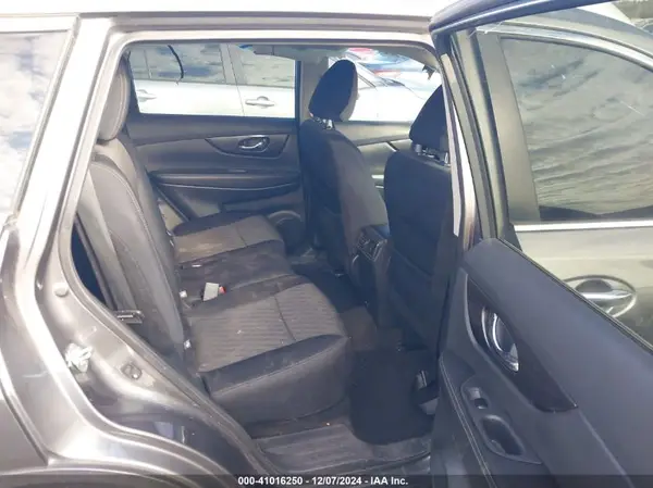 5N1AT2MT1KC809872 2019 NISSAN ROGUE - Image 8
