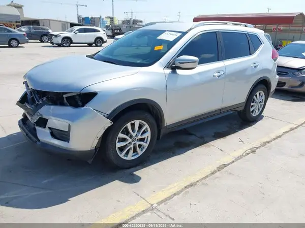 5N1AT2MT1KC814764 2019 NISSAN ROGUE - Image 2