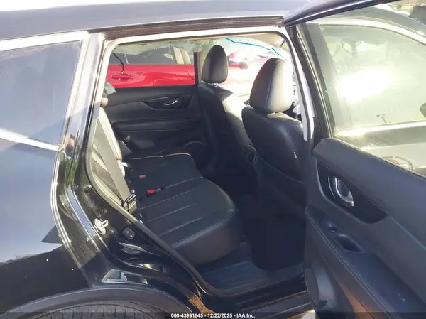 5N1AT2MT1KC815851 2019 NISSAN ROGUE - Image 8