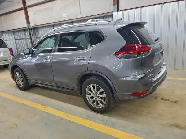 5N1AT2MT1KC825828 2019 NISSAN ROGUE - Image 2