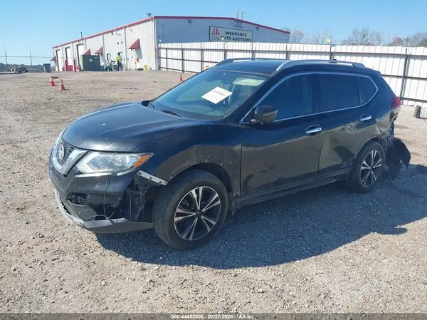 5N1AT2MT1KC841902 2019 NISSAN ROGUE - Image 2