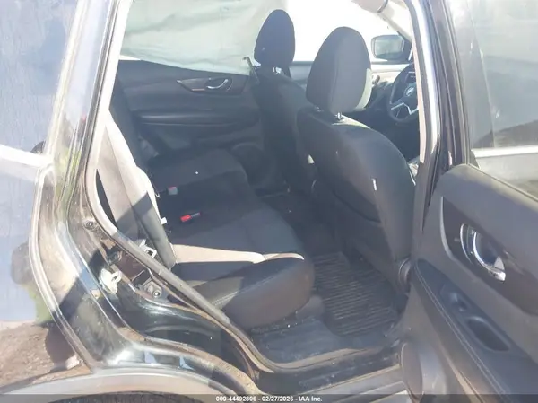 5N1AT2MT1KC841902 2019 NISSAN ROGUE - Image 8