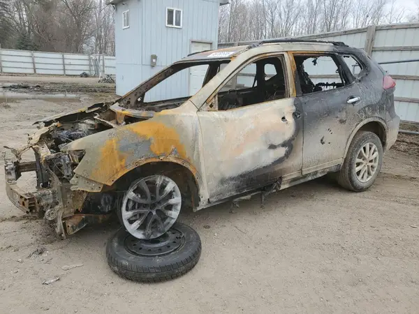 5N1AT2MT1LC715122 2020 NISSAN ROGUE - Image 1