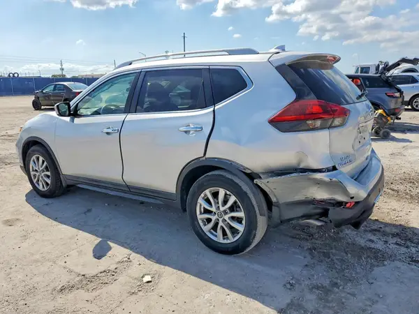 5N1AT2MT1LC795313 2020 NISSAN ROGUE - Image 2