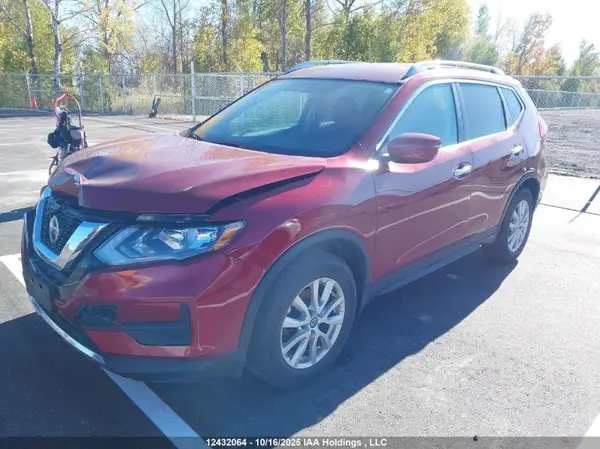 5N1AT2MT1LC810375 2020 NISSAN ROGUE - Image 2
