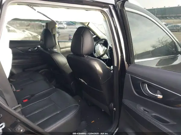 5N1AT2MT2GC738382 2016 NISSAN ROGUE - Image 8