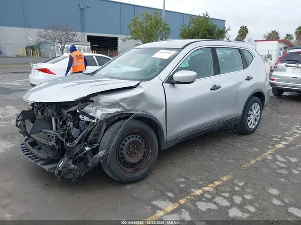 5N1AT2MT2GC740553 2016 NISSAN ROGUE - Image 2