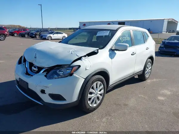 5N1AT2MT2GC786416 2016 NISSAN ROGUE - Image 2