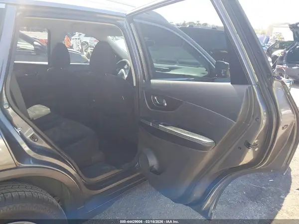 5N1AT2MT2GC813341 2016 NISSAN ROGUE - Image 8
