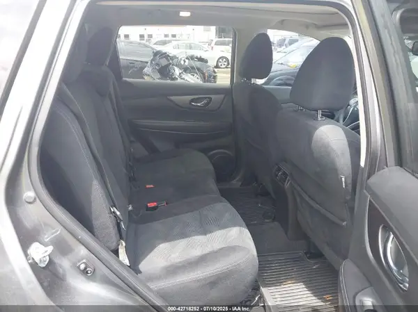 5N1AT2MT2GC840748 2016 NISSAN ROGUE - Image 8