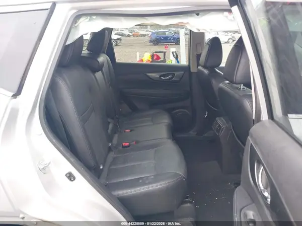 5N1AT2MT2GC842306 2016 NISSAN ROGUE - Image 8