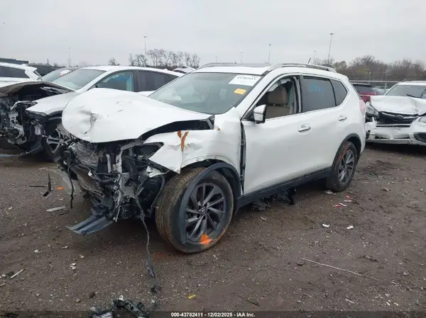 5N1AT2MT2GC858408 2016 NISSAN ROGUE - Image 2