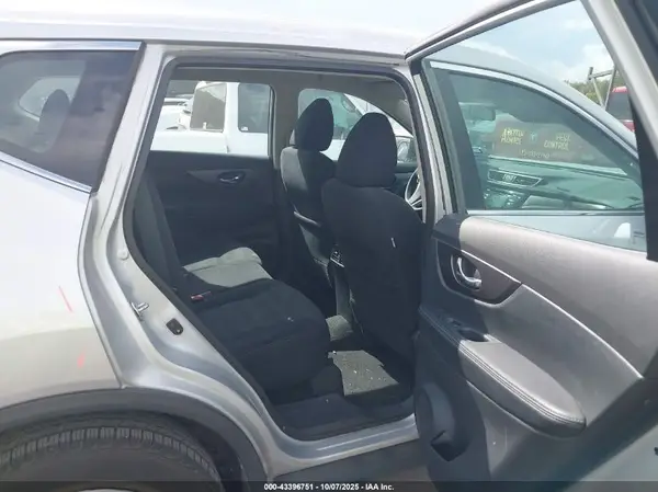 5N1AT2MT2GC862202 2016 NISSAN ROGUE - Image 8