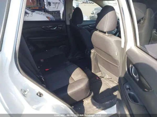 5N1AT2MT2HC735337 2017 NISSAN ROGUE - Image 8