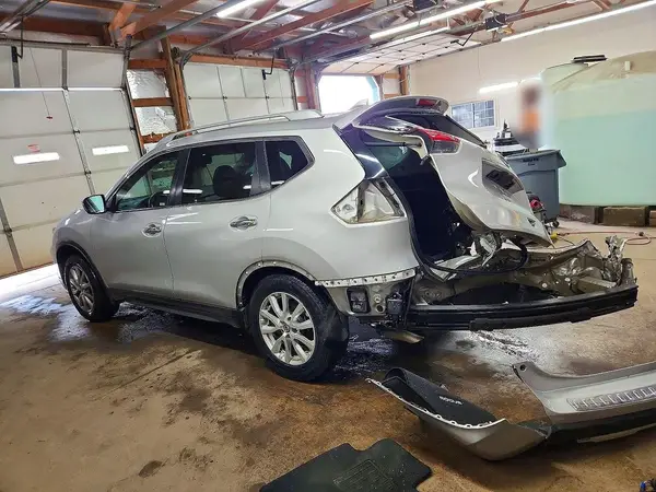 5N1AT2MT2HC745432 2017 NISSAN ROGUE - Image 2