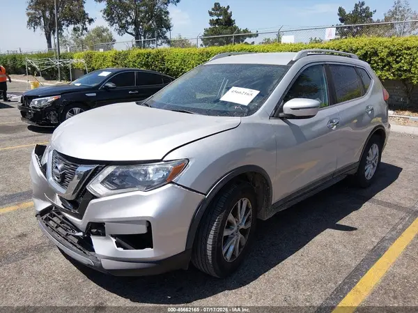 5N1AT2MT2HC746404 2017 NISSAN ROGUE - Image 2