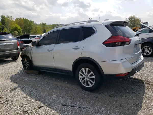 5N1AT2MT2HC746645 2017 NISSAN ROGUE - Image 2