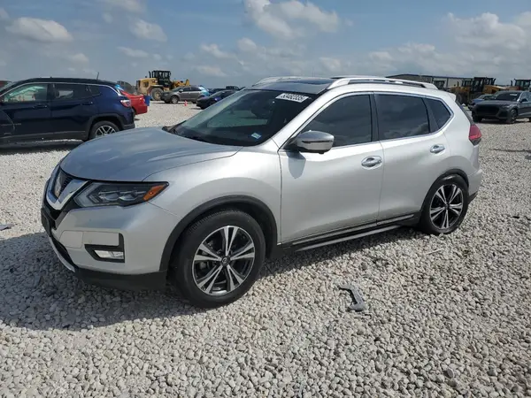 5N1AT2MT2HC750405 2017 NISSAN ROGUE - Image 1