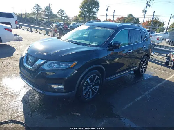 5N1AT2MT2HC752316 2017 NISSAN ROGUE - Image 2