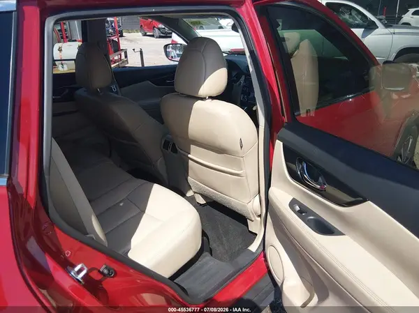 5N1AT2MT2HC752882 2017 NISSAN ROGUE - Image 8