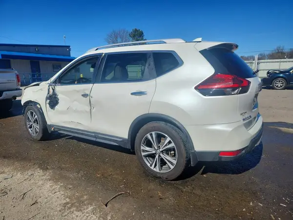 5N1AT2MT2HC757208 2017 NISSAN ROGUE - Image 2