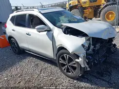 5N1AT2MT2HC759654 2017 NISSAN ROGUE