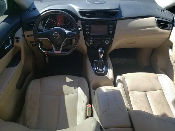 5N1AT2MT2HC760464 2017 NISSAN ROGUE - Image 8