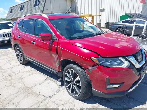 5N1AT2MT2HC762215 2017 NISSAN ROGUE - Image 1