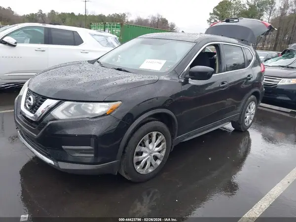 5N1AT2MT2HC775353 2017 NISSAN ROGUE - Image 2