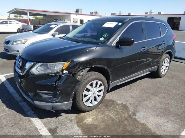 5N1AT2MT2HC778186 2017 NISSAN ROGUE - Image 2