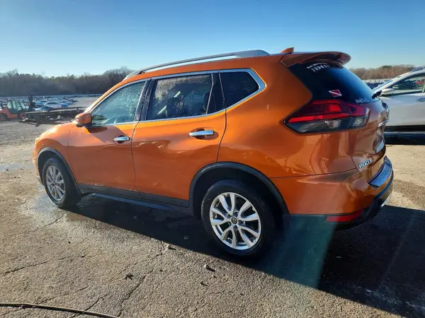 5N1AT2MT2HC779208 2017 NISSAN ROGUE - Image 2