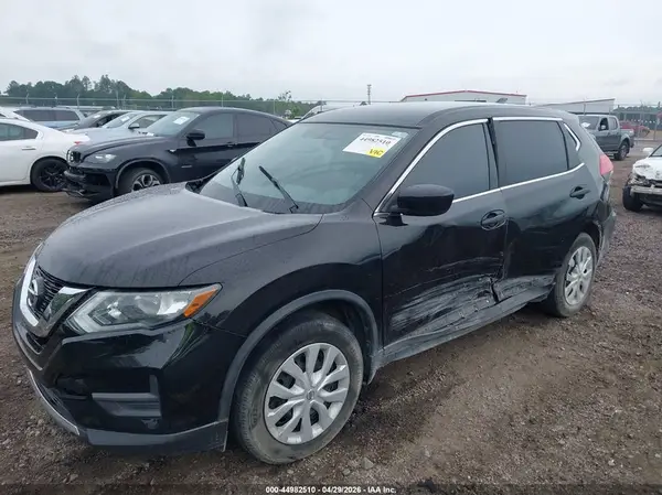 5N1AT2MT2HC789625 2017 NISSAN ROGUE - Image 2
