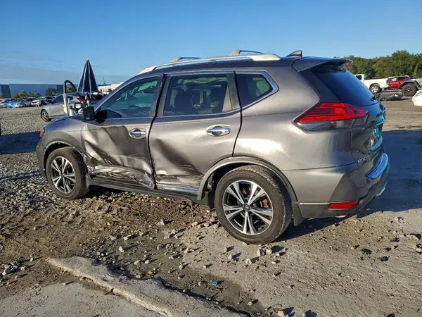 5N1AT2MT2HC790600 2017 NISSAN ROGUE - Image 2
