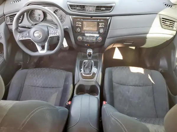 5N1AT2MT2HC792914 2017 NISSAN ROGUE - Image 8