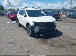 5N1AT2MT2HC799698 2017 NISSAN ROGUE