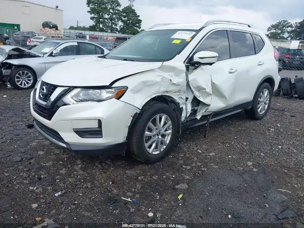 5N1AT2MT2HC801403 2017 NISSAN ROGUE - Image 2