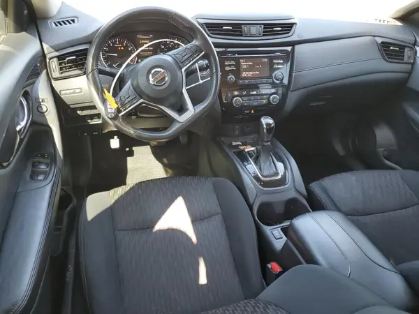 5N1AT2MT2HC810926 2017 NISSAN ROGUE - Image 8