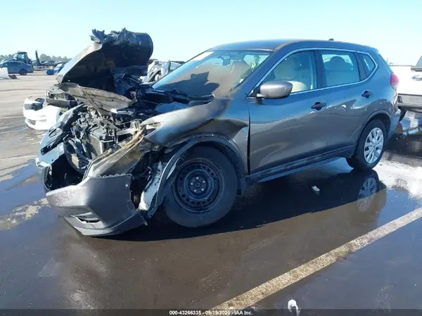 5N1AT2MT2HC815141 2017 NISSAN ROGUE - Image 2
