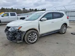 5N1AT2MT2HC815883 2017 NISSAN ROGUE