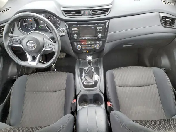 5N1AT2MT2HC815883 2017 NISSAN ROGUE - Image 8