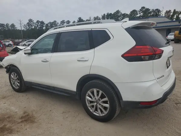 5N1AT2MT2HC824115 2017 NISSAN ROGUE - Image 2