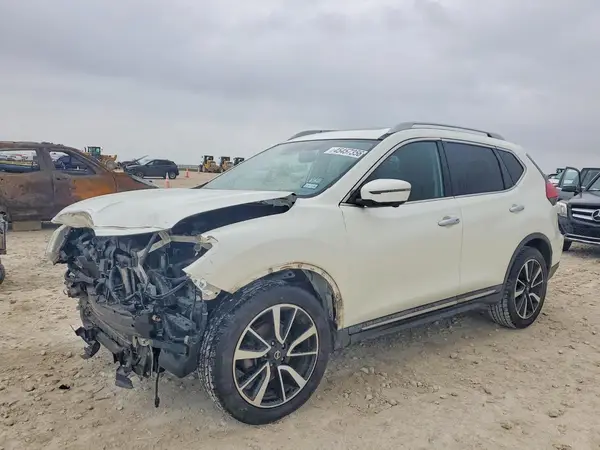 5N1AT2MT2HC826639 2017 NISSAN ROGUE - Image 1