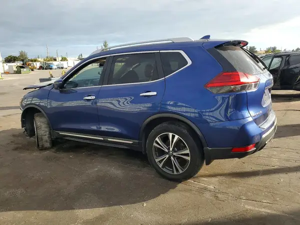 5N1AT2MT2HC830075 2017 NISSAN ROGUE - Image 2