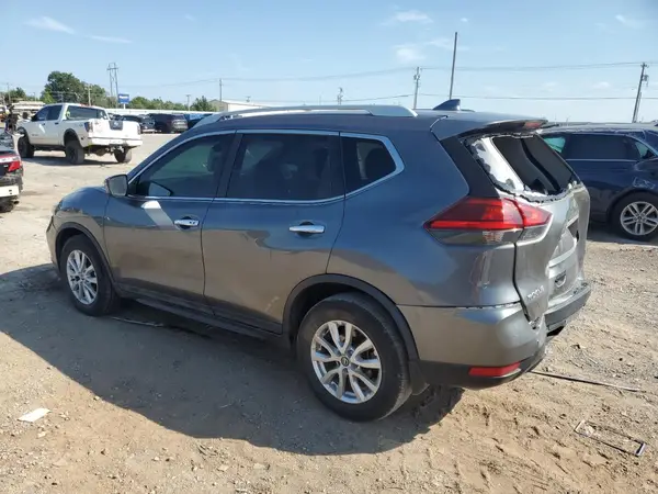 5N1AT2MT2HC842047 2017 NISSAN ROGUE - Image 2