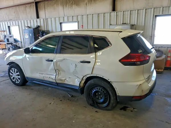 5N1AT2MT2HC847569 2017 NISSAN ROGUE - Image 2